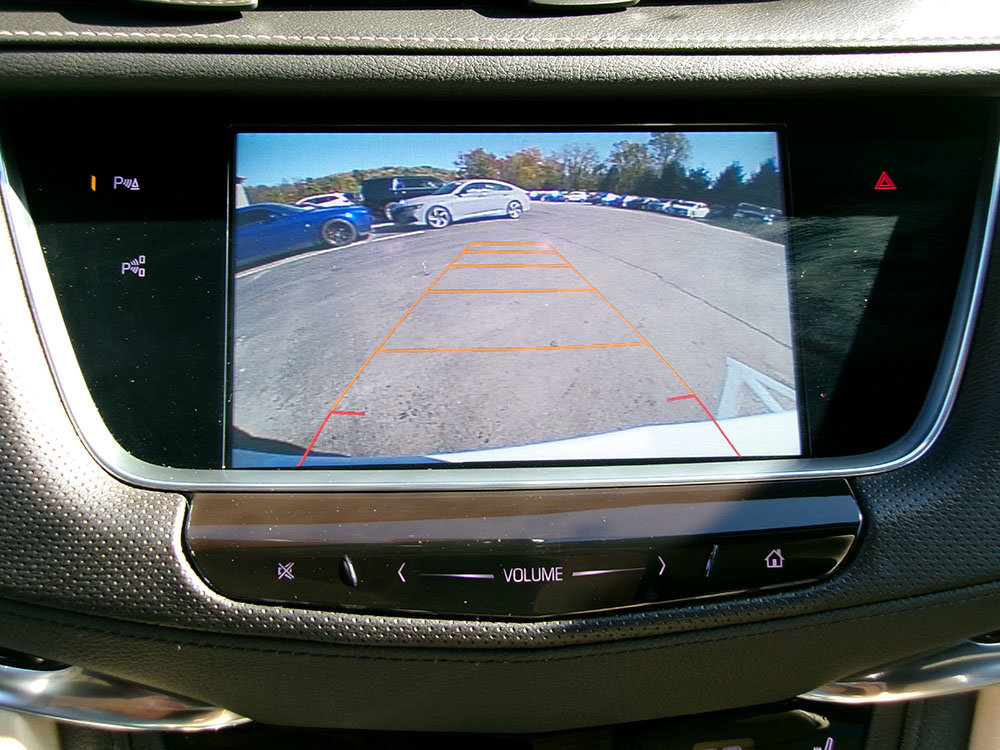 Used 2017 Cadillac XT5 Premium Luxury w/ Driver Assist Package AWD/4WD image 17