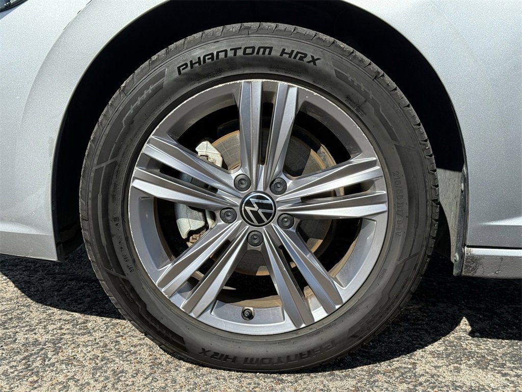 Used 2022 Volkswagen Jetta SE image 8