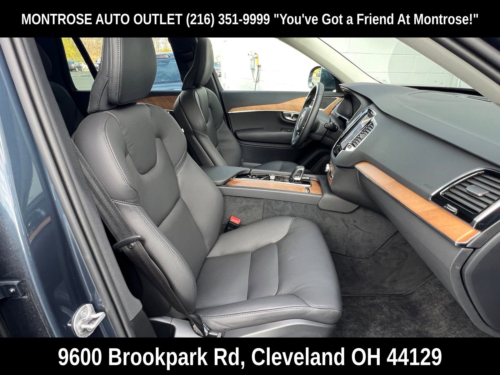 New 2025 Volvo XC90 T8 Plus w/ Protection Package Premier image 19