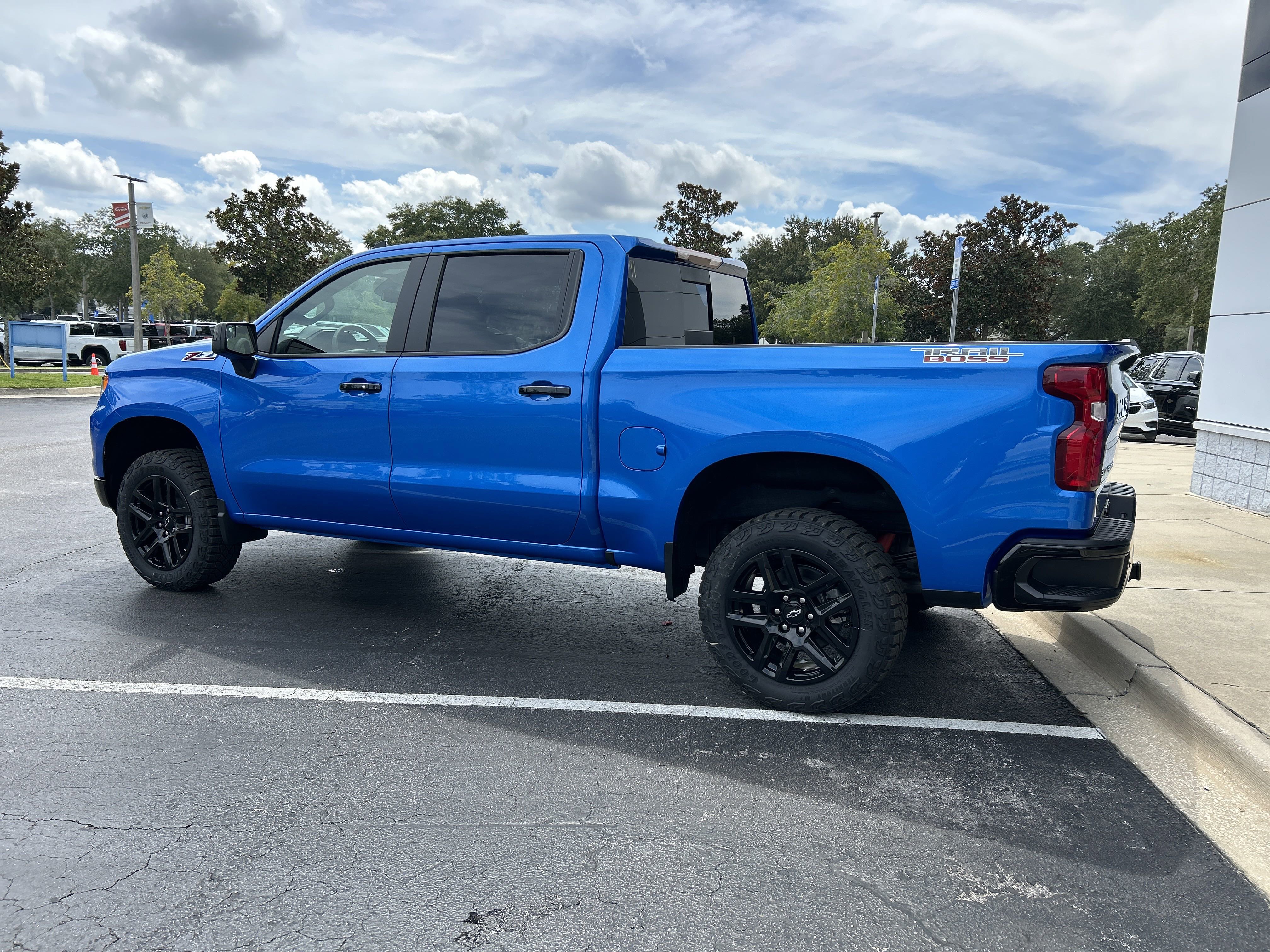 New 2026 Chevrolet Silverado 1500 LT Trail Boss w/ Convenience Package II image 7