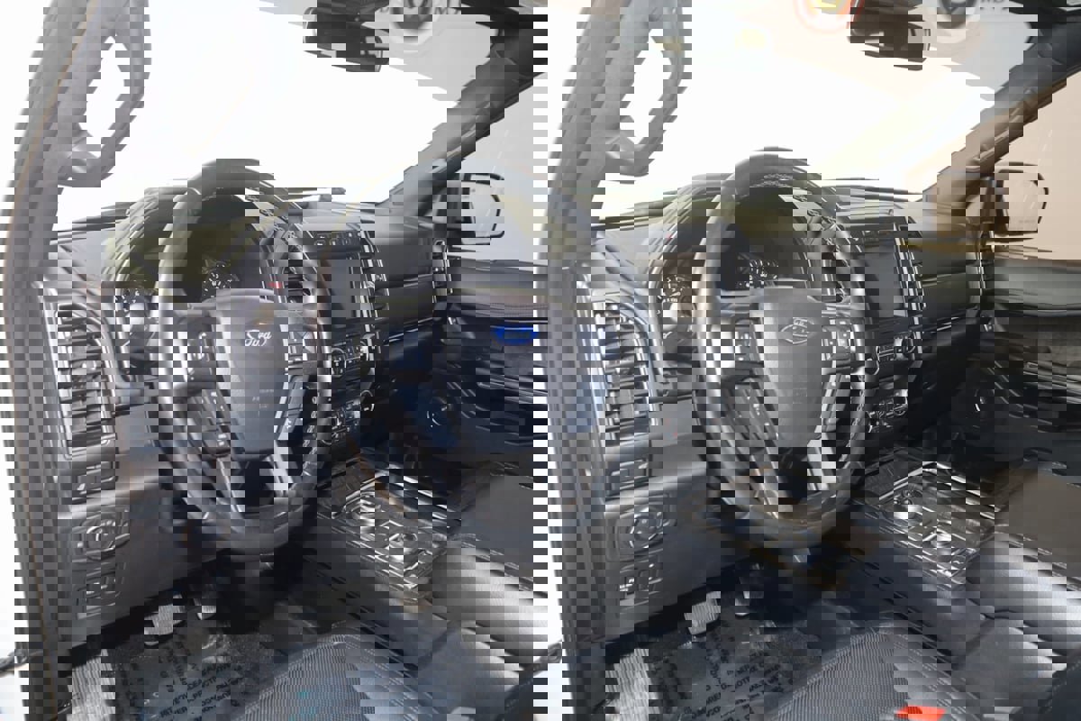 Used 2018 Ford Expedition Limited w/ Equipment Group 302A image 25