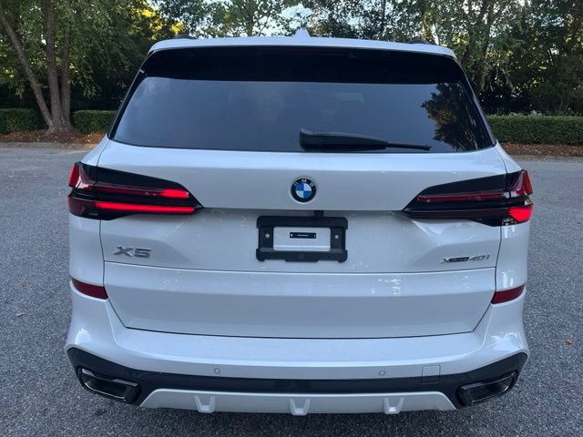 Used 2026 BMW X5 xDrive40i w/ M Sport Package AWD/4WD image 8