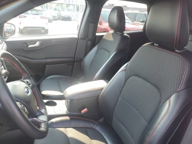 Used 2023 Ford Escape ST-Line AWD/4WD image 8