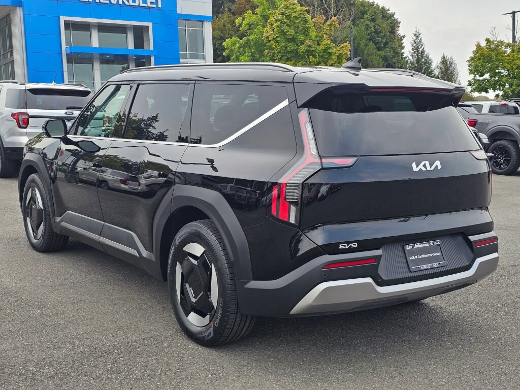 Certified 2024 Kia EV9 Wind AWD/4WD image 7