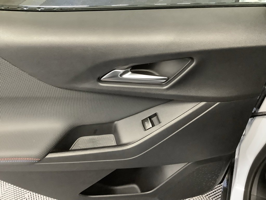 New 2026 Chevrolet Equinox RS image 5