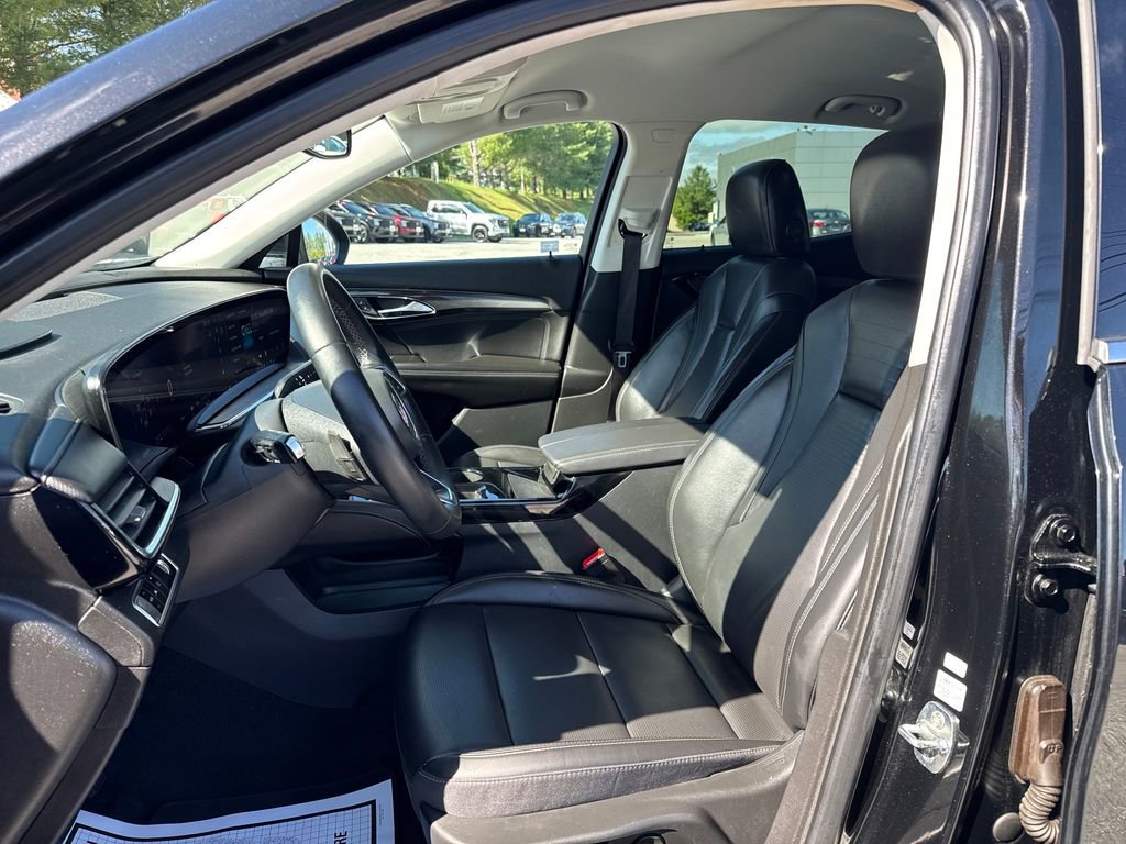 Used 2024 Buick Envision Preferred AWD/4WD image 10