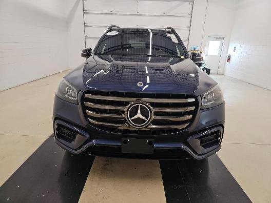 Used 2024 Mercedes-Benz GLS 450 4MATIC w/ Pinnacle Trim Package image 3