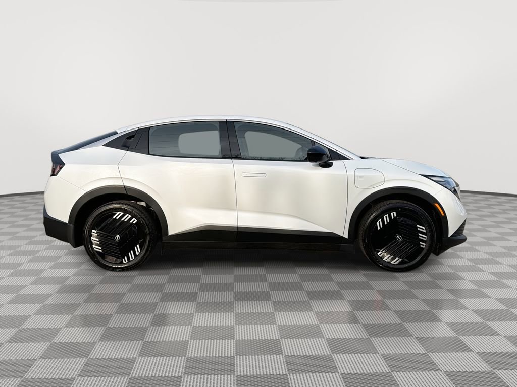 New 2026 Nissan Leaf w/ Illuminated Package FWD image 12