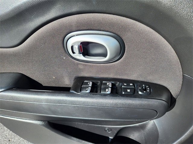 Used 2018 Kia Soul + image 16