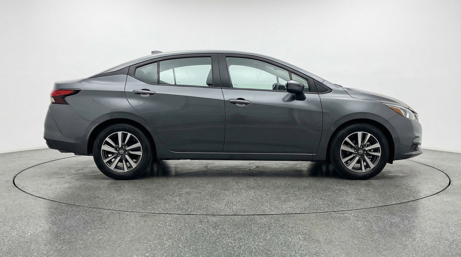 Used 2025 Nissan Versa SV FWD image 11