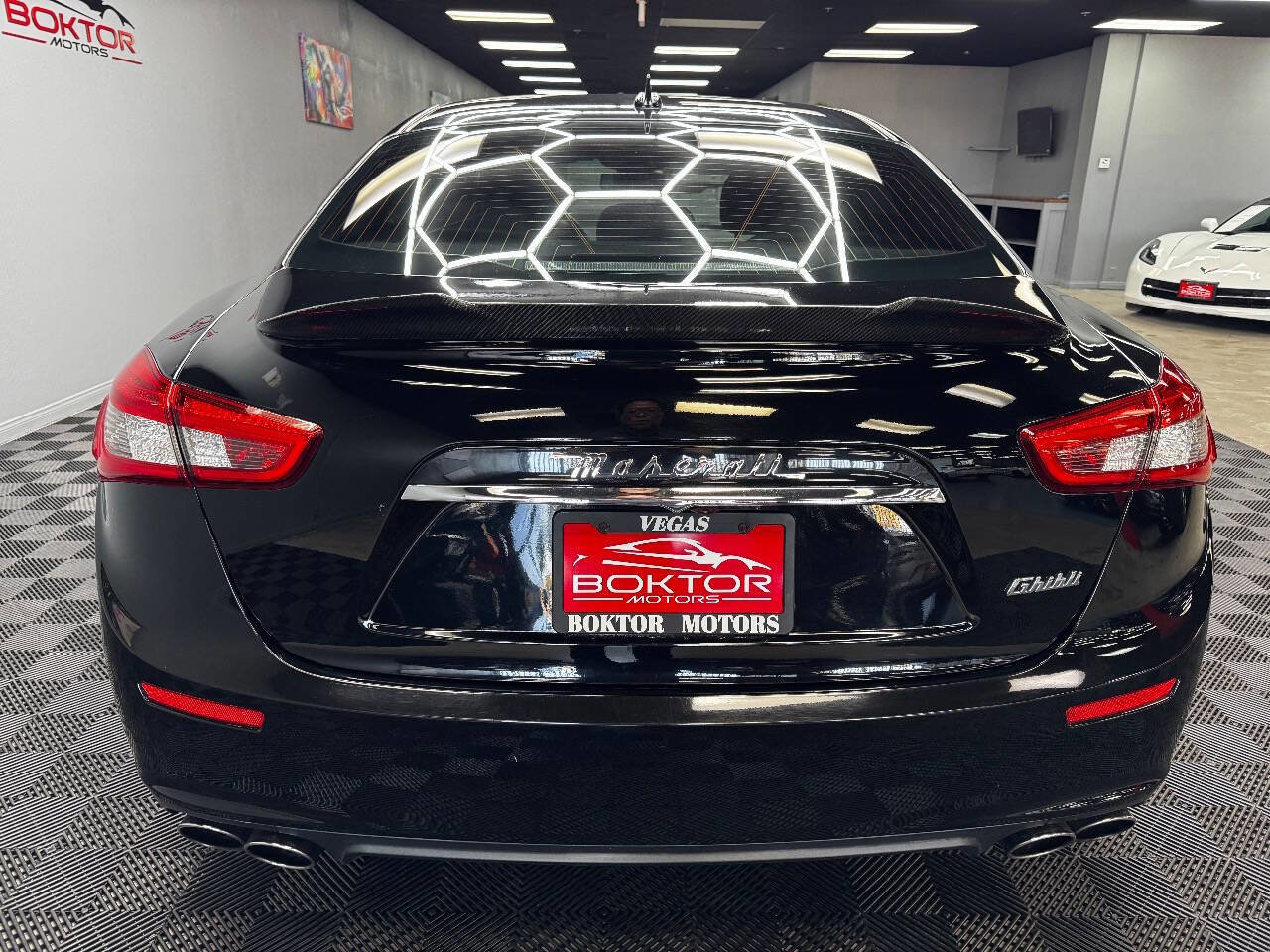 Used 2016 Maserati Ghibli S image 10