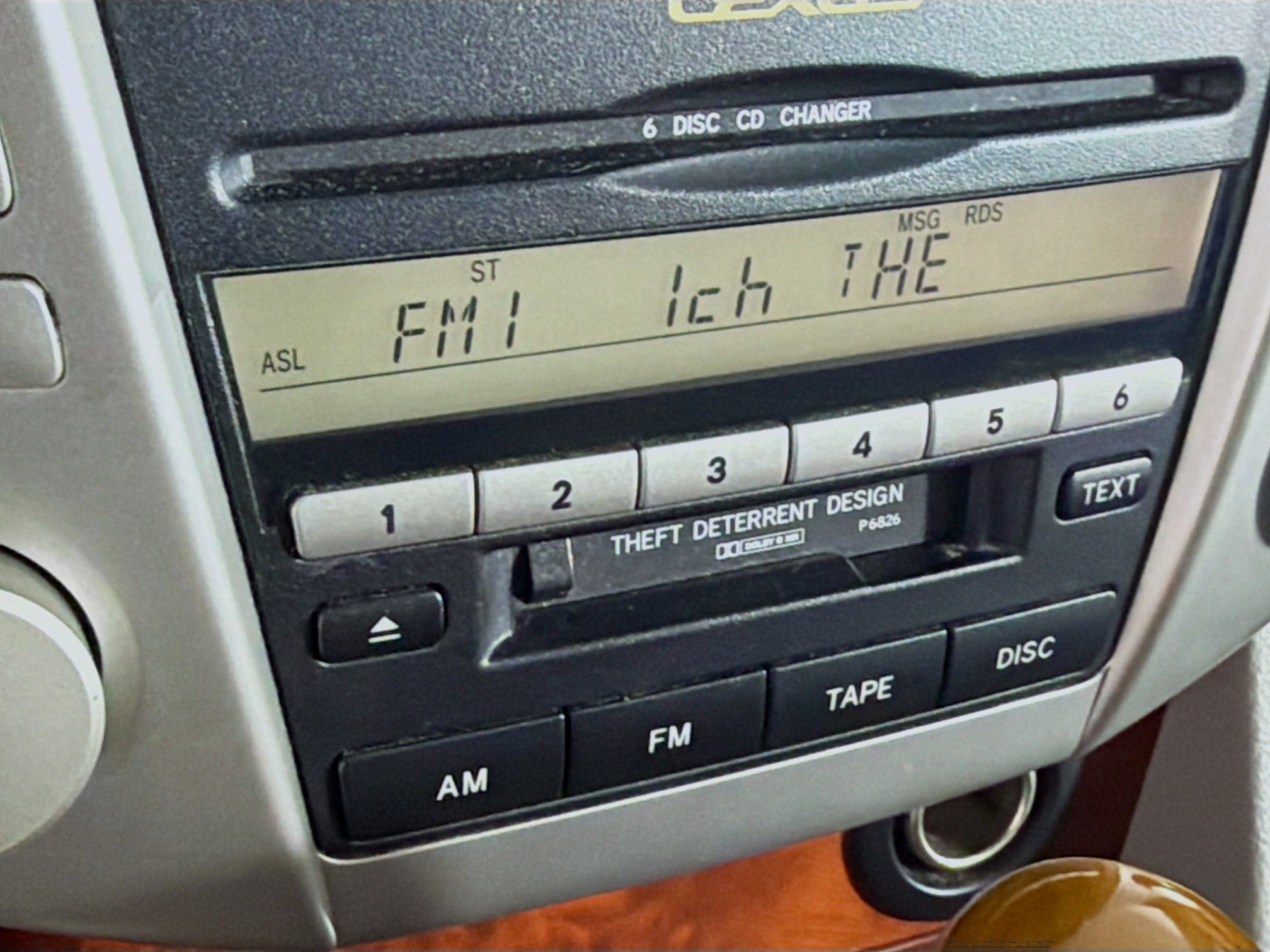 Used 2004 Lexus RX 330 FWD image 21