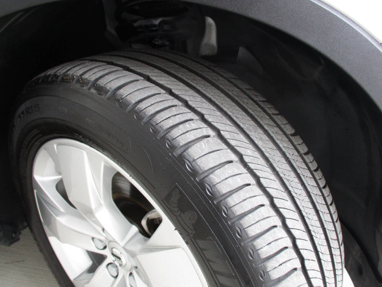 Used 2022 Volvo XC40 T5 Momentum image 83