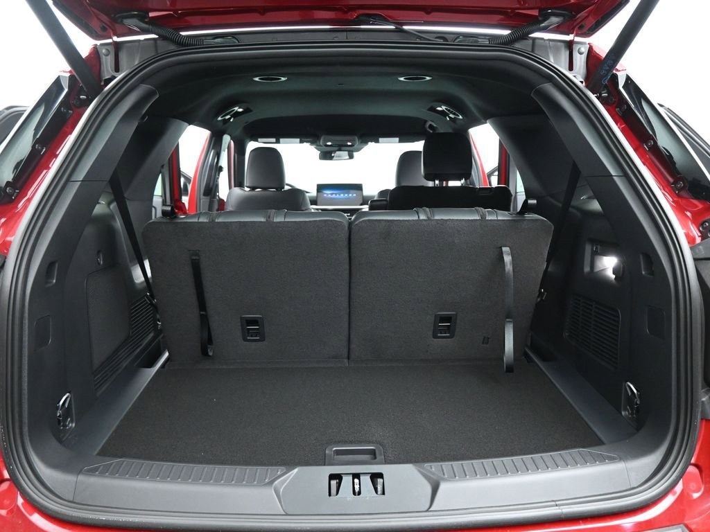 New 2026 Ford Explorer ST-Line w/ ST-Line Street Pack image 22