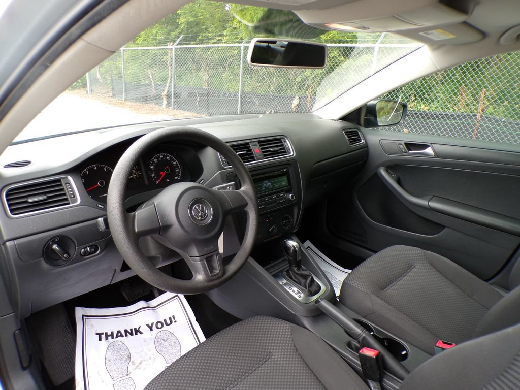 Used 2013 Volkswagen Jetta Sedan FWD image 11