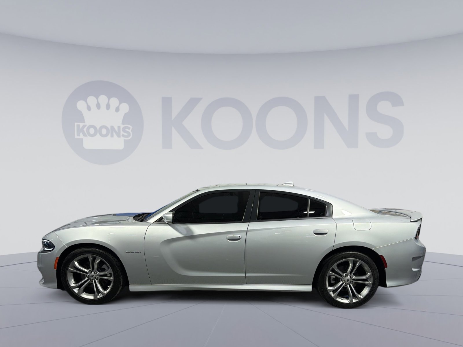 Used 2022 Dodge Charger R/T RWD image 2