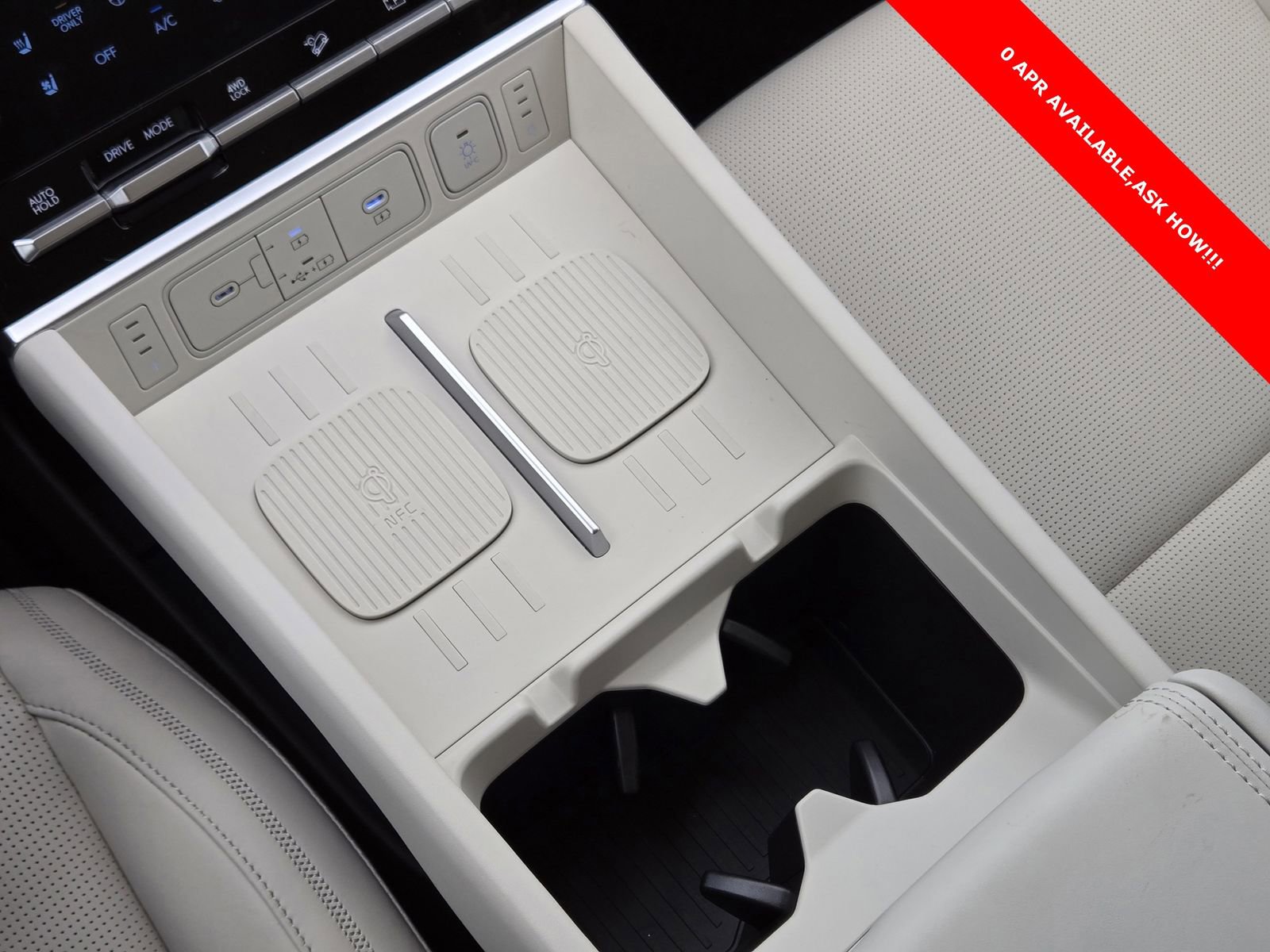 Used 2025 Hyundai Santa Fe Calligraphy image 15