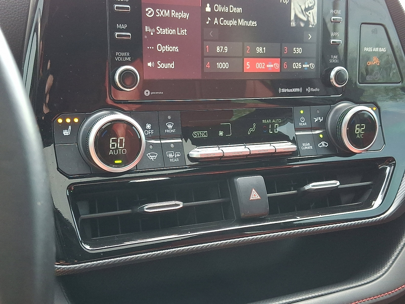 Certified 2021 Toyota Highlander XSE image 19