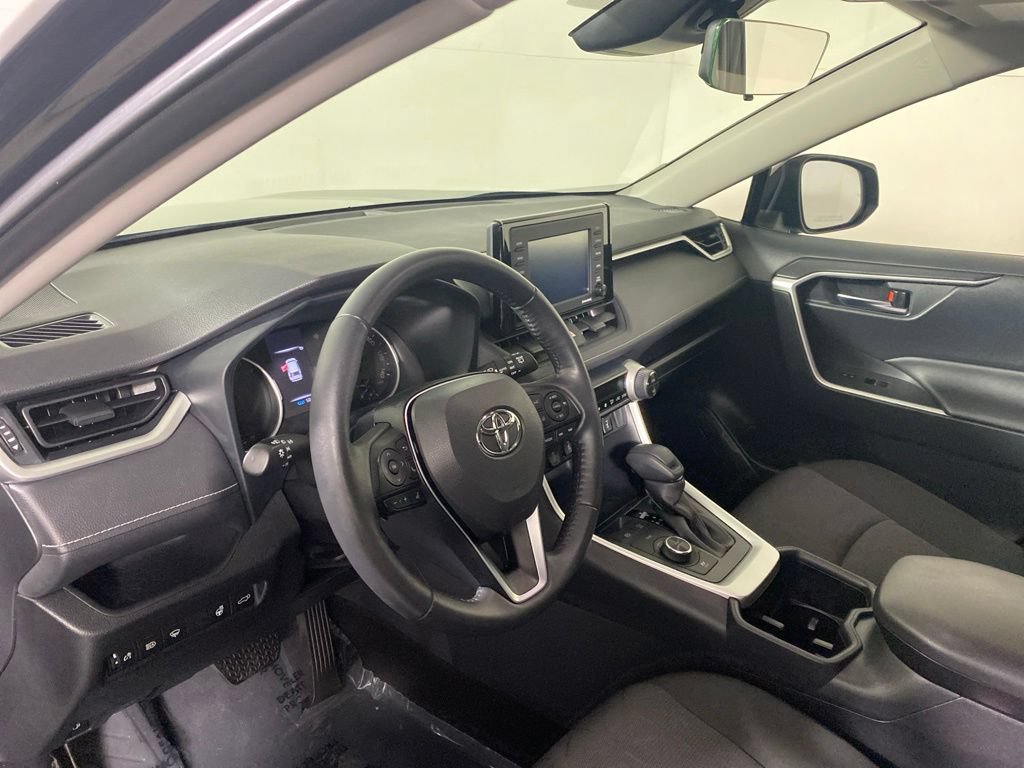 Used 2022 Toyota RAV4 XLE w/ Convenience Package AWD/4WD image 11
