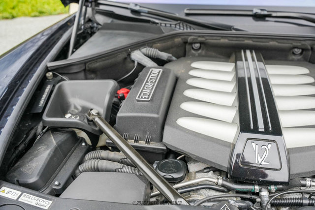 Used 2011 Rolls-Royce Ghost image 18