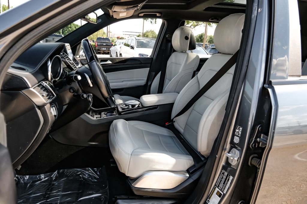 Used 2018 Mercedes-Benz GLS 550 4MATIC image 42