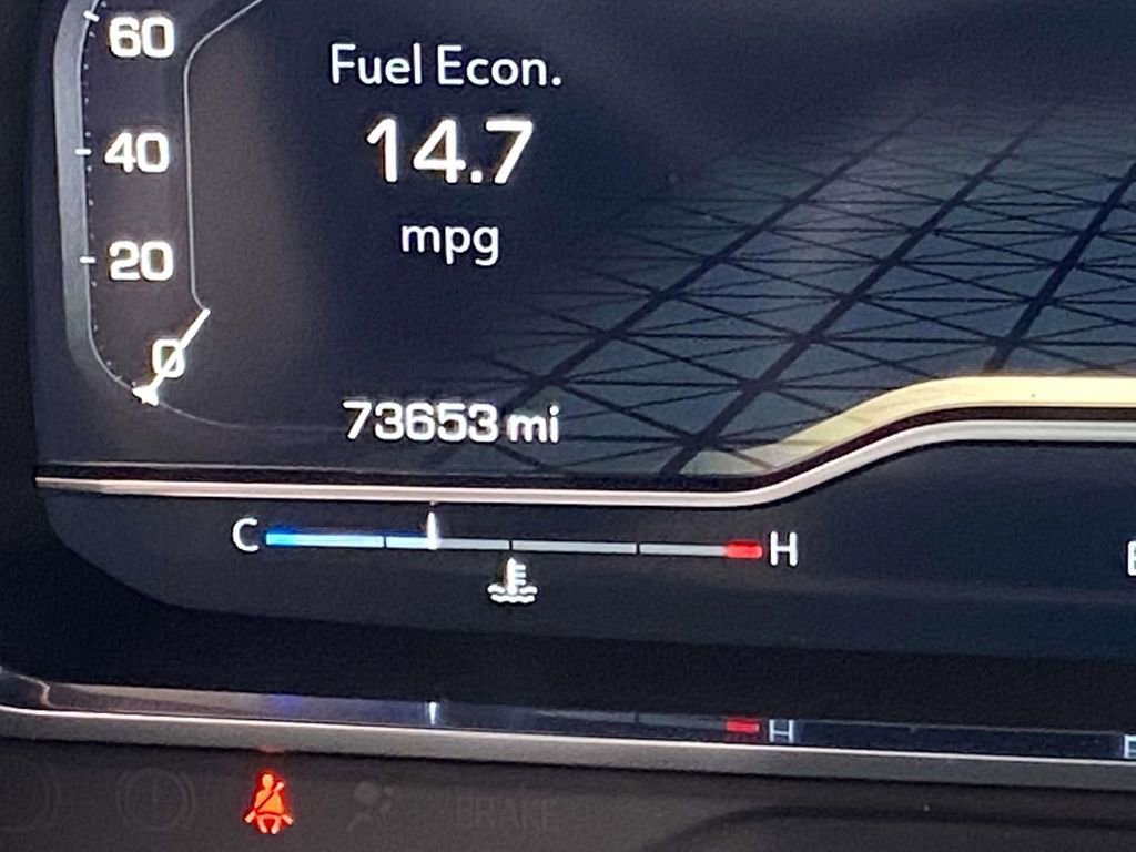 Used 2023 GMC Yukon SLT image 30