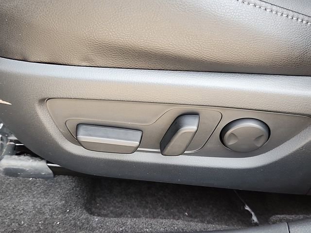 Certified 2025 MAZDA CX-50 2.5 Hybrid w/ Weather Package image 11