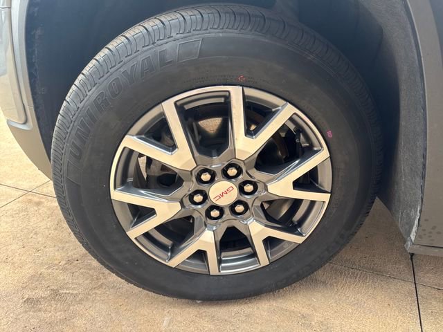 Certified 2023 GMC Acadia SLT w/ Preferred Package image 23