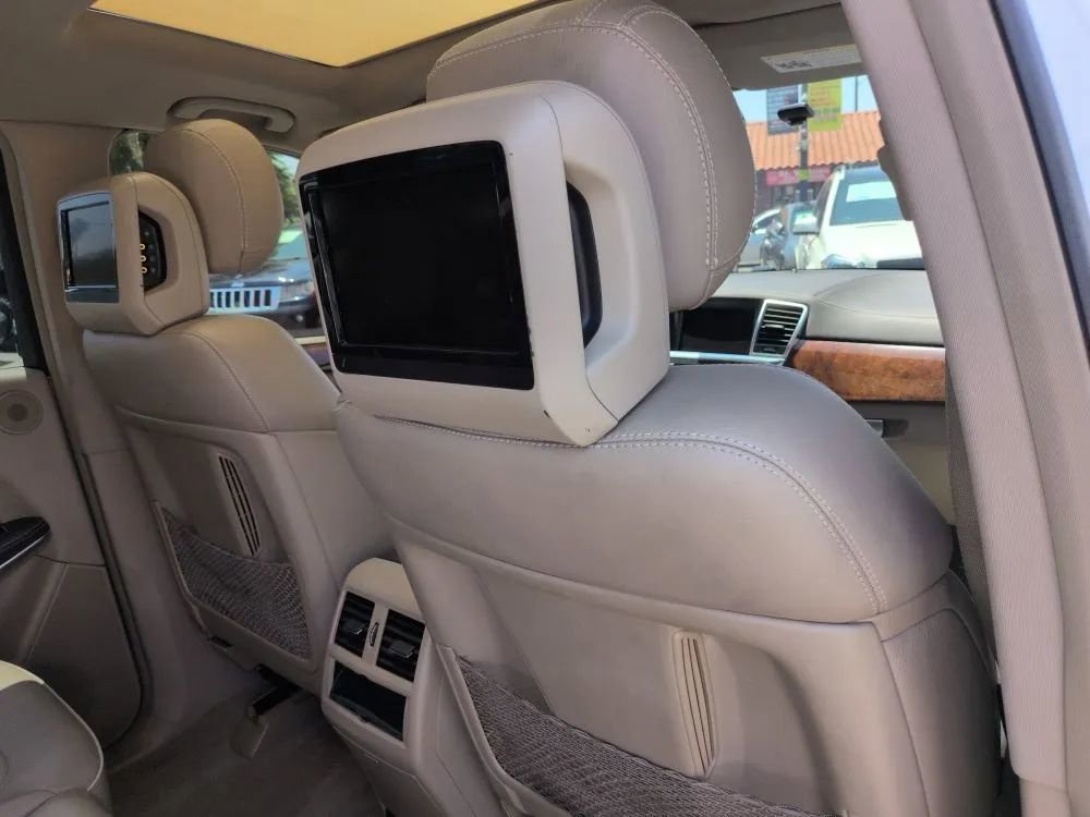 Used 2014 Mercedes-Benz GL 450 4MATIC w/ Appearance Package image 18