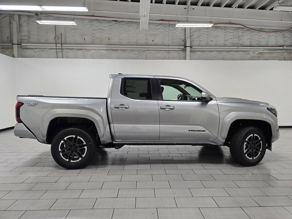 New 2025 Toyota Tacoma 4x4 Double Cab image 15