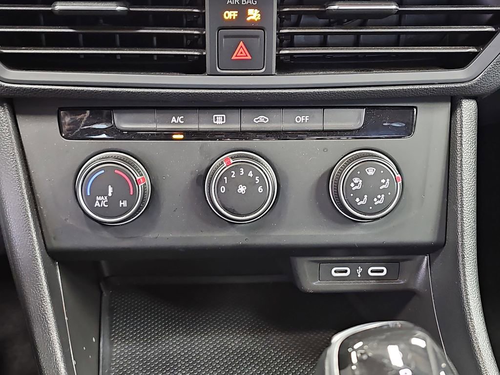 Used 2024 Volkswagen Jetta S image 21