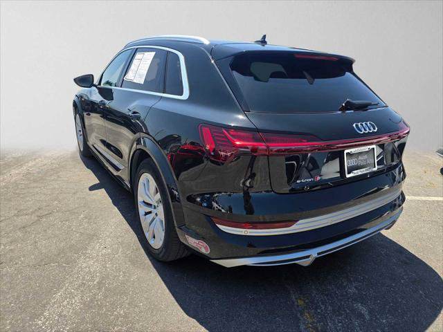 Used 2023 Audi e-tron S Prestige w/ Prestige Package AWD/4WD image 5
