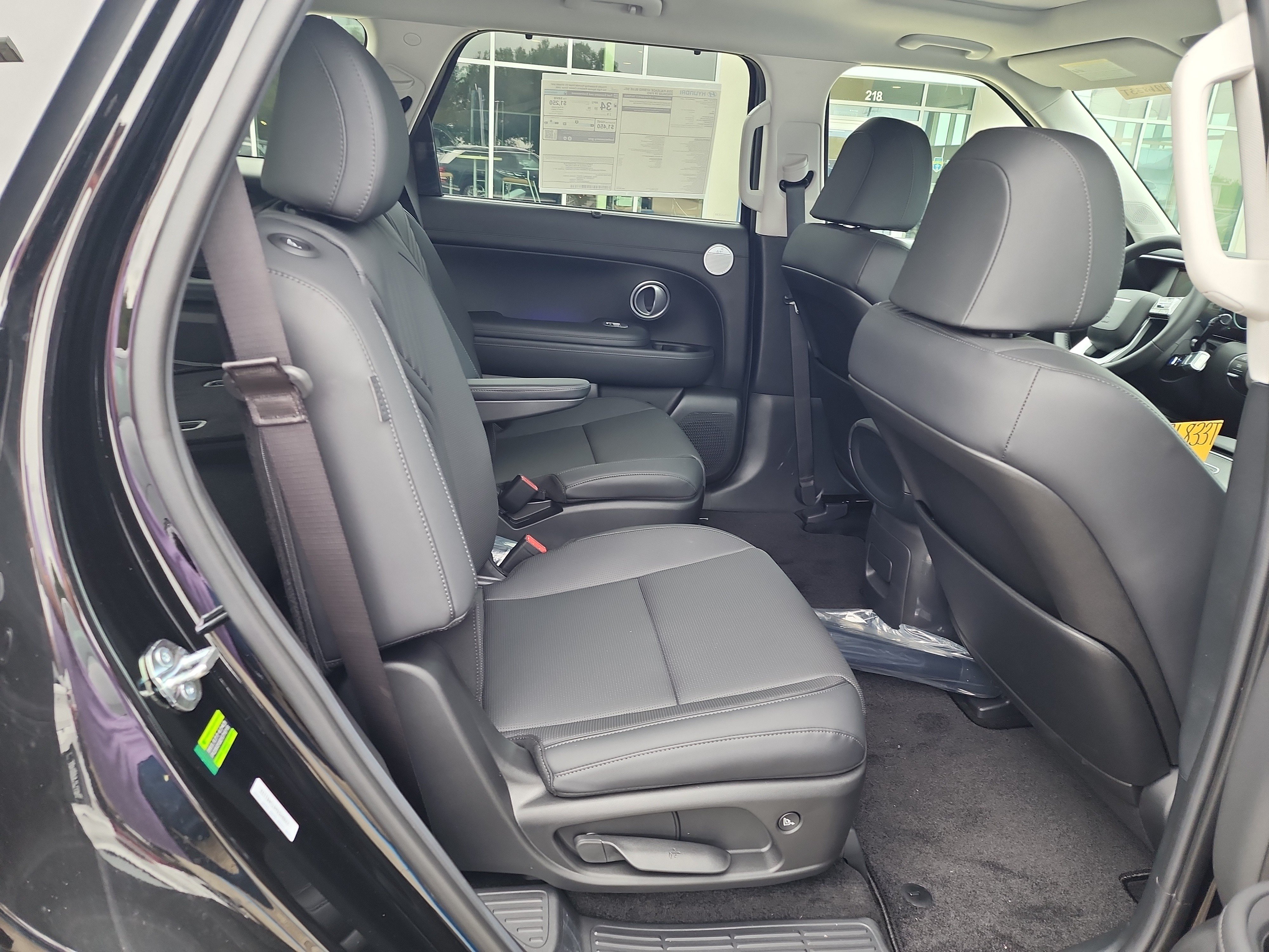 New 2026 Hyundai Palisade SEL Premium FWD image 14