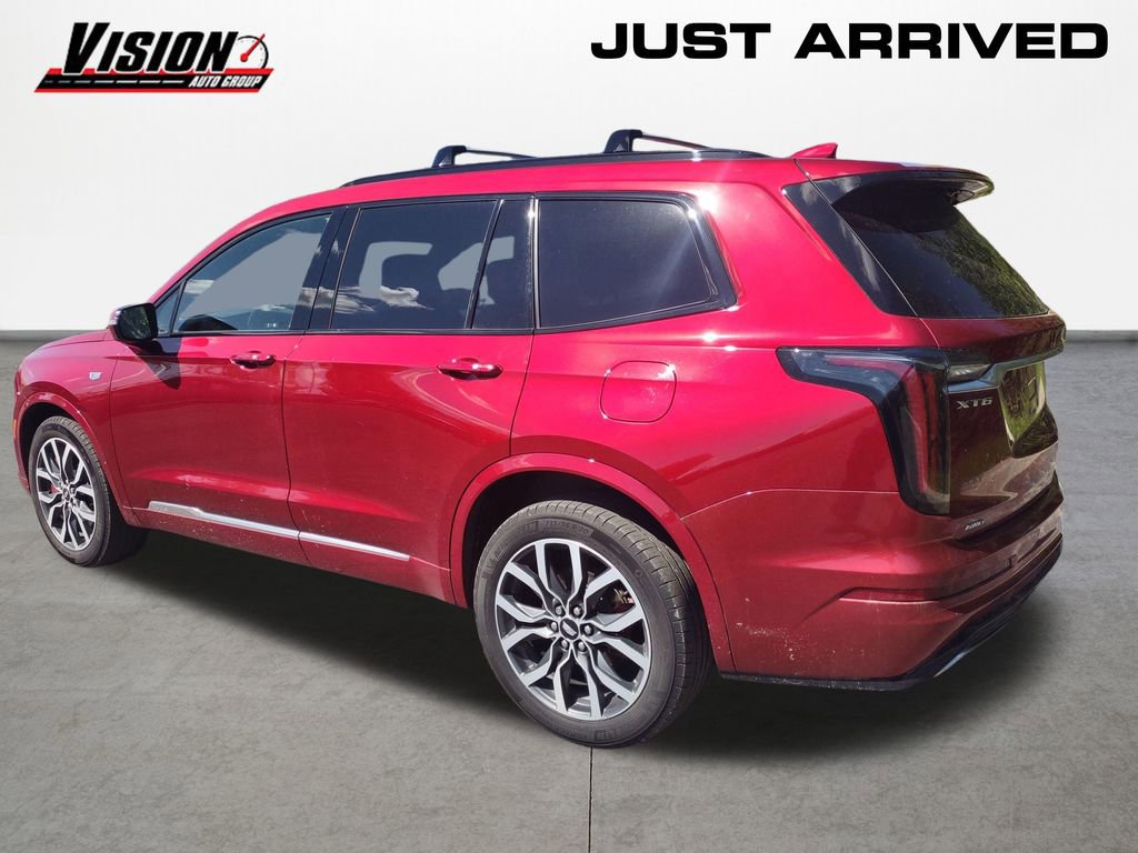 Used 2024 Cadillac XT6 Sport w/ LPO, Floor Liner Package AWD/4WD image 3