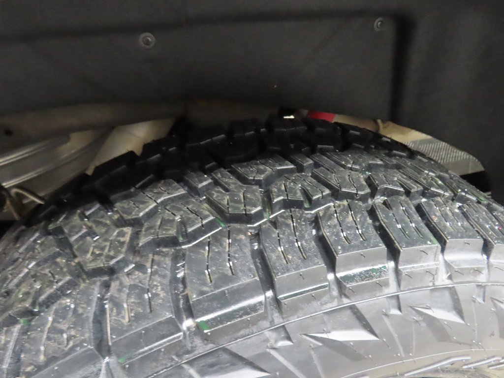 Used 2024 GMC Sierra 2500 AT4 w/ AT4 Premium Plus Package image 39