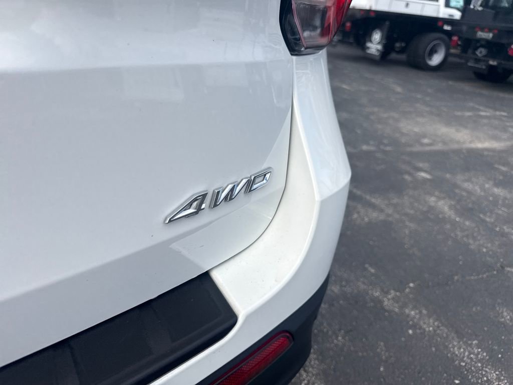 Used 2025 Ford Explorer Platinum w/ Ultimate Package AWD/4WD image 14