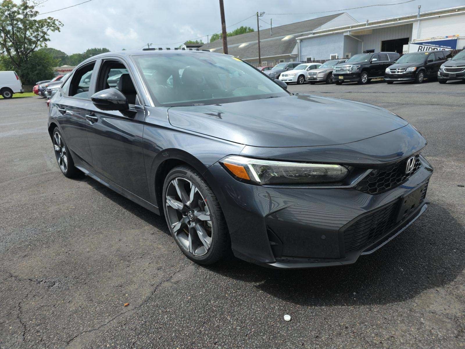 Used 2025 Honda Civic Sport Touring image 5