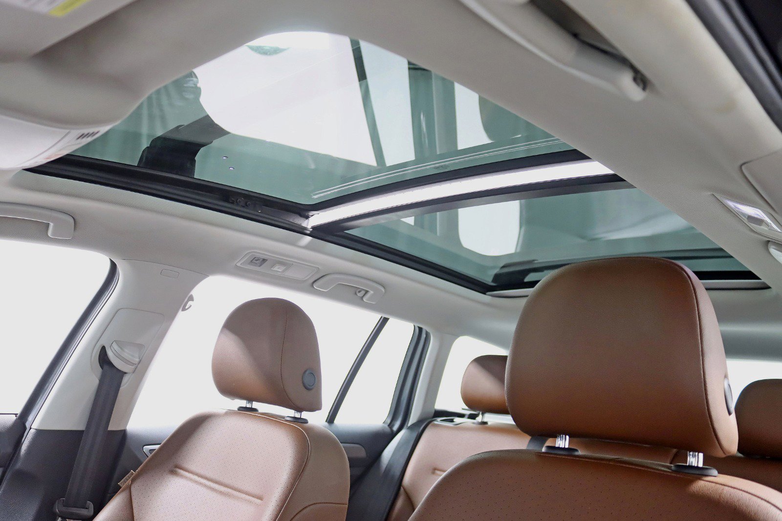 Used 2019 Volkswagen Golf Alltrack SE image 28