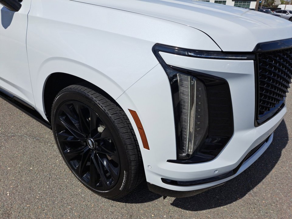 Certified 2026 Cadillac Escalade ESV Platinum Sport w/ LPO, ONYX Package image 16