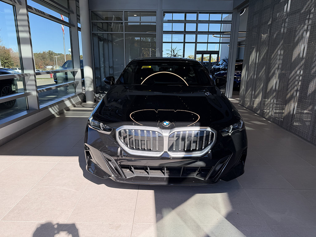 New 2027 BMW 530i xDrive w/ M Sport Package AWD/4WD image 2
