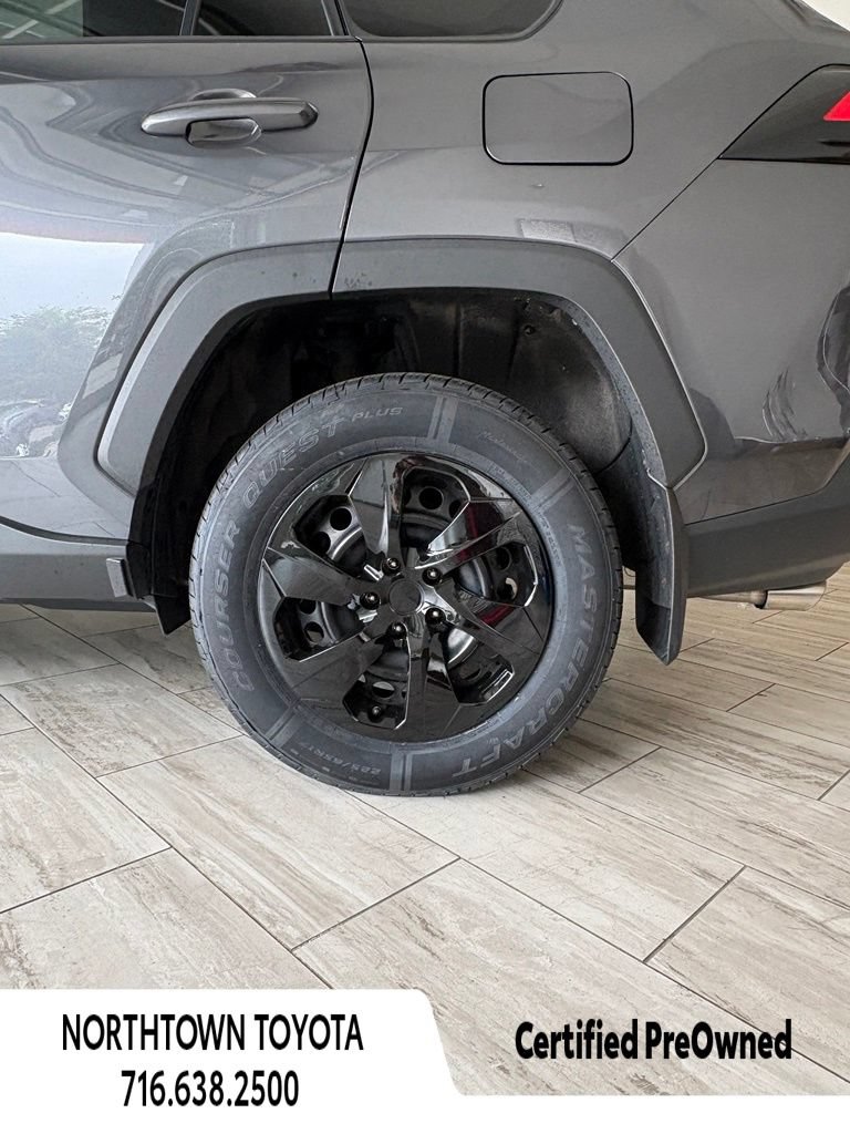 Used 2020 Toyota RAV4 LE w/ All Weather Liner Package AWD/4WD image 9