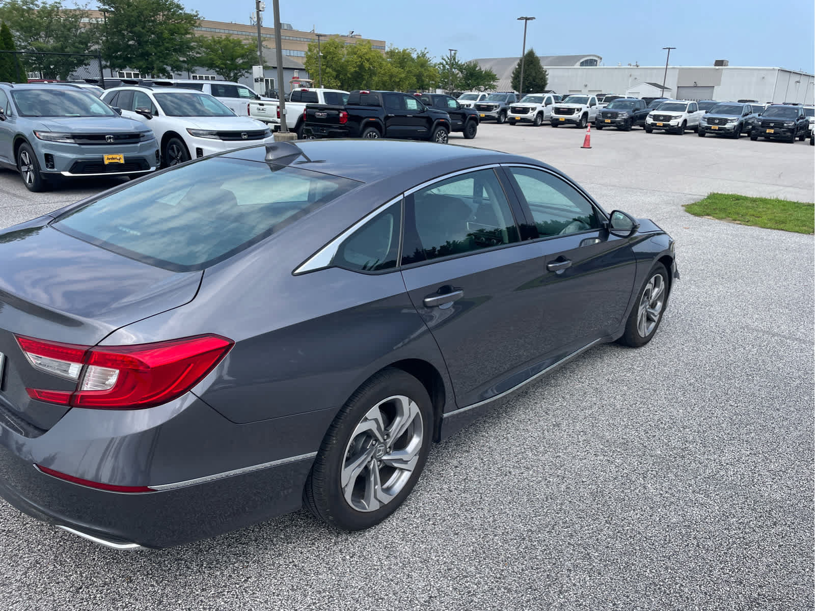 Used 2020 Honda Accord EX-L image 6