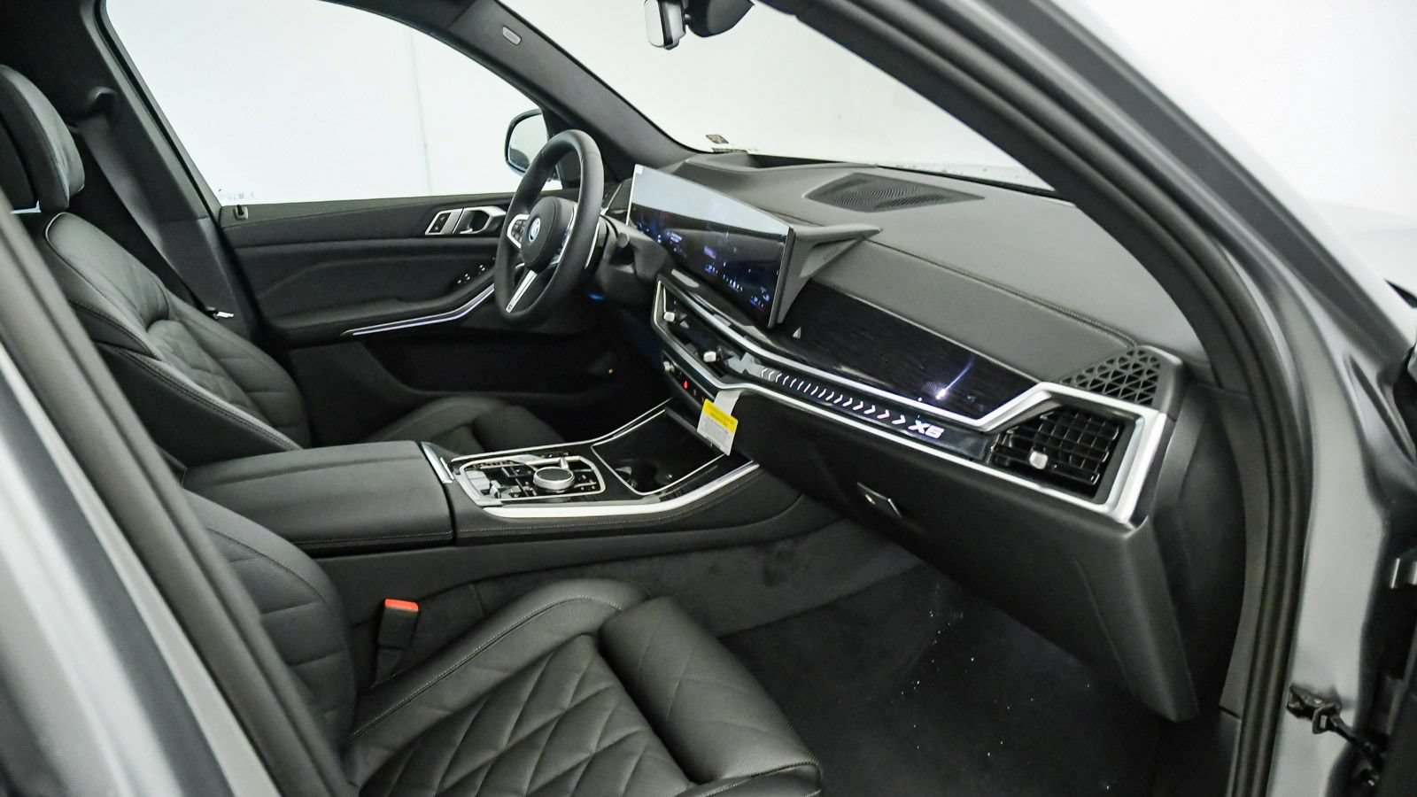 New 2026 BMW X5 xDrive50e AWD/4WD image 16