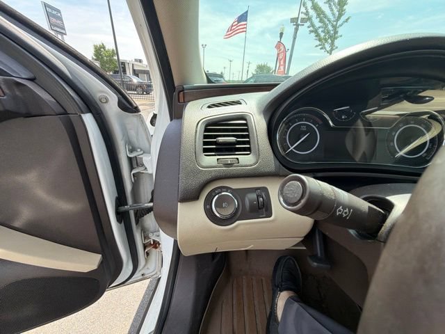 Used 2014 Buick Regal FWD image 18