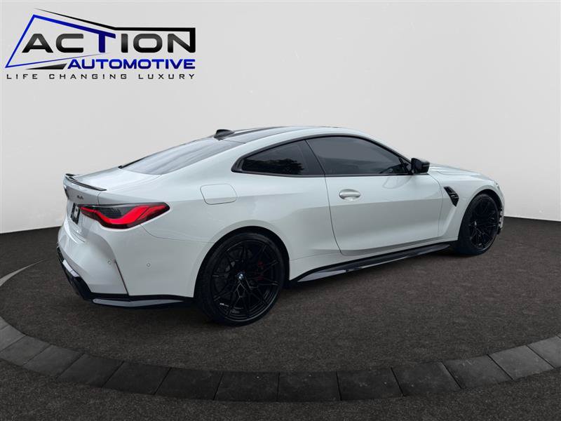 Used 2021 BMW M4 Coupe w/ M Carbon Exterior Package RWD image 8