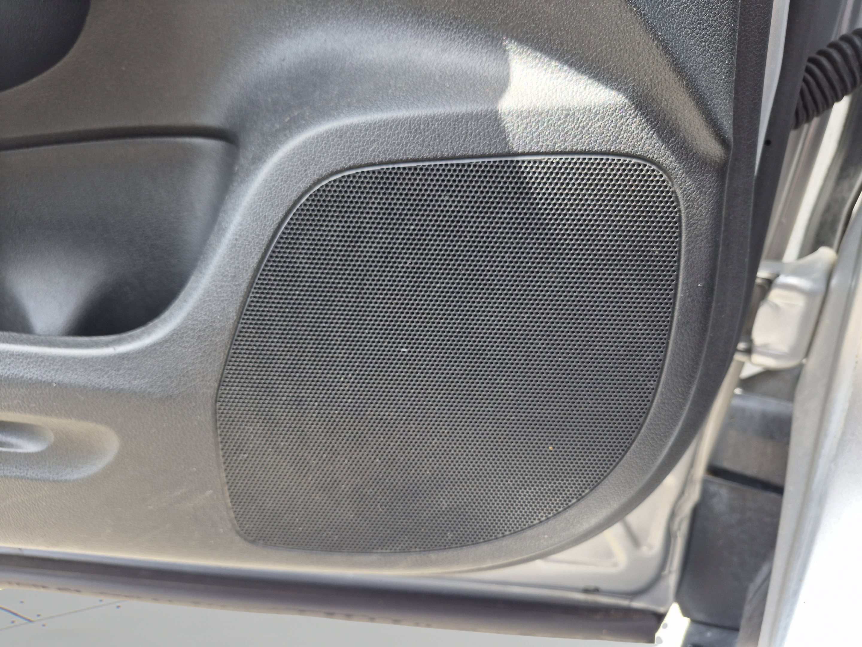Used 2016 Honda CR-V LX image 19