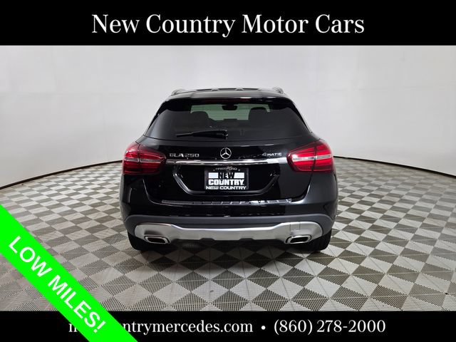 Certified 2018 Mercedes-Benz GLA 250 4MATIC image 4