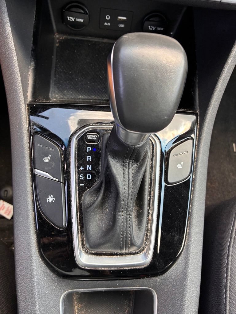 Used 2019 Hyundai Ioniq Plug-In Hybrid FWD image 37