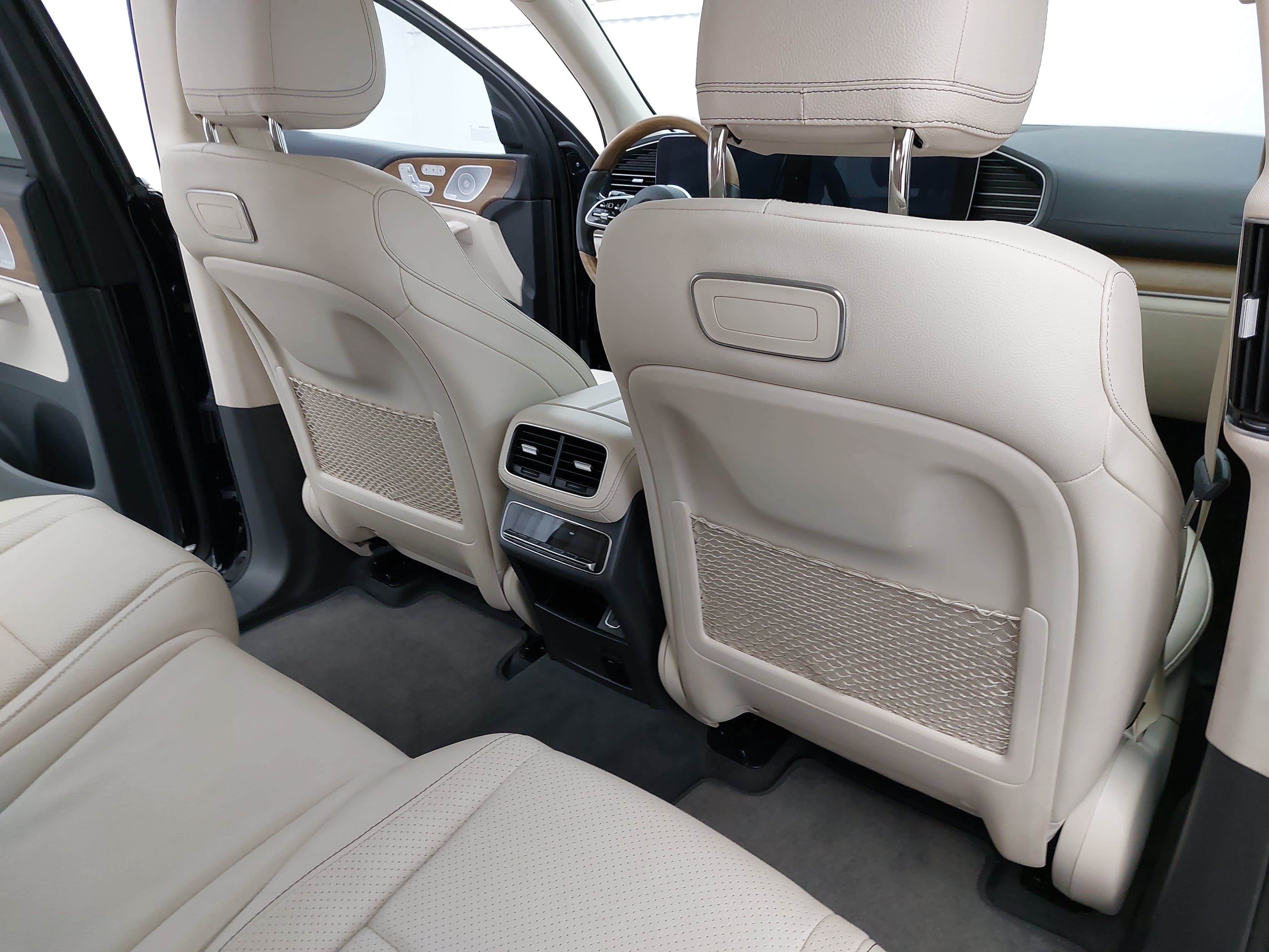 Used 2020 Mercedes-Benz GLS 450 4MATIC image 13