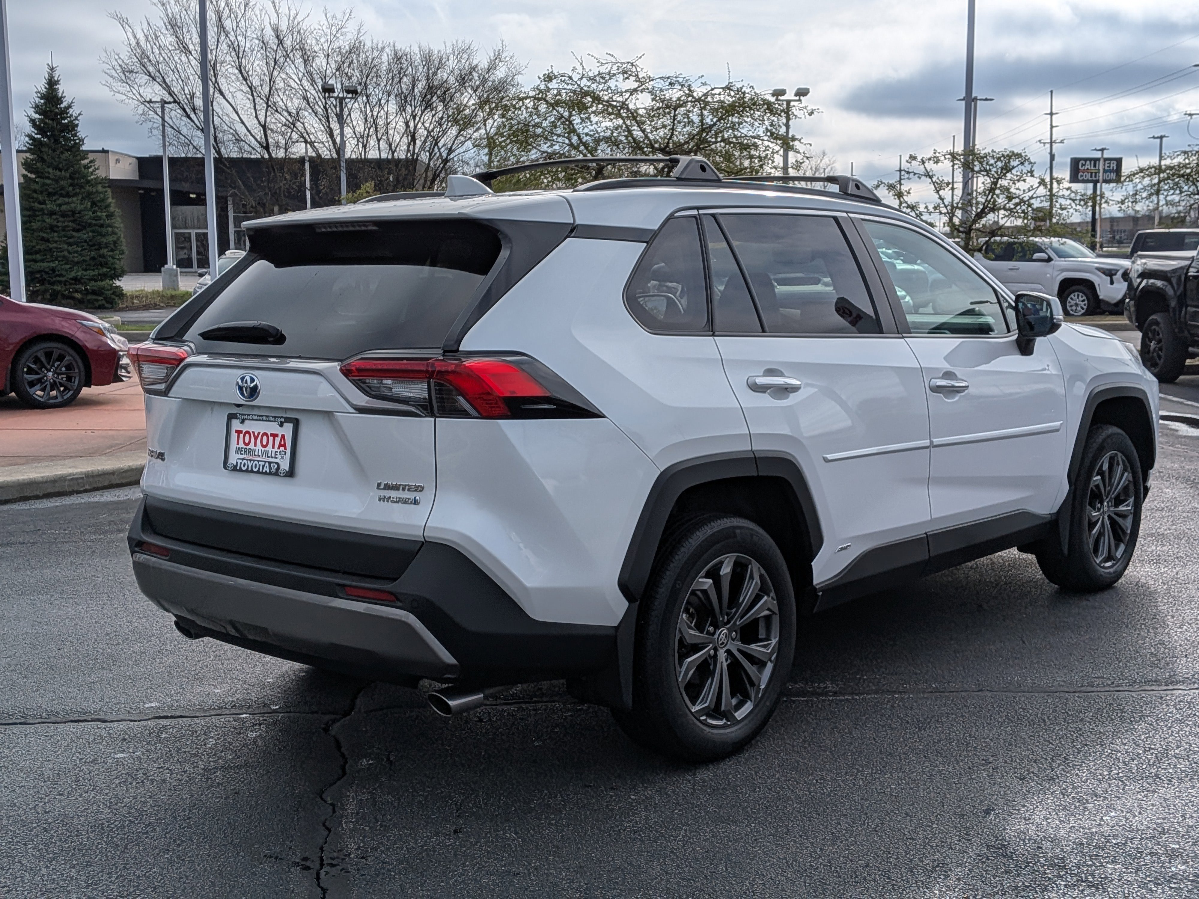 Used 2024 Toyota RAV4 Limited w/ Advanced Technology Package image 8